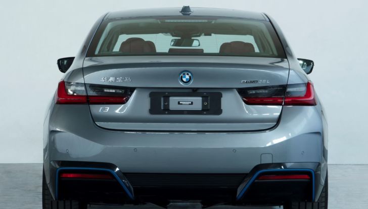 BMW i3: la Serie 3 elettrica si mostra al pubblico - Foto 2 di 2