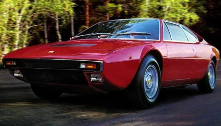 Questa Ferrari 308 GT4 piena di ruggine è in vendita all’asta: perchè? - Foto 2 di 10