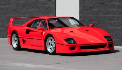 La “regina” torna in vendita: all’asta una delle ultime Ferrari F40 del 1992!