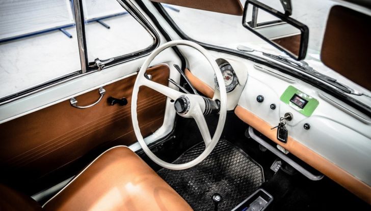 Retrofit elettrico: le nuove regole dal 1° ottobre per auto, moto e furgoni - Foto 9 di 12