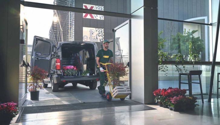 Fiat Professional presenta il nuovo Scudo, disponibile anche in versione elettrica - Foto 8 di 15