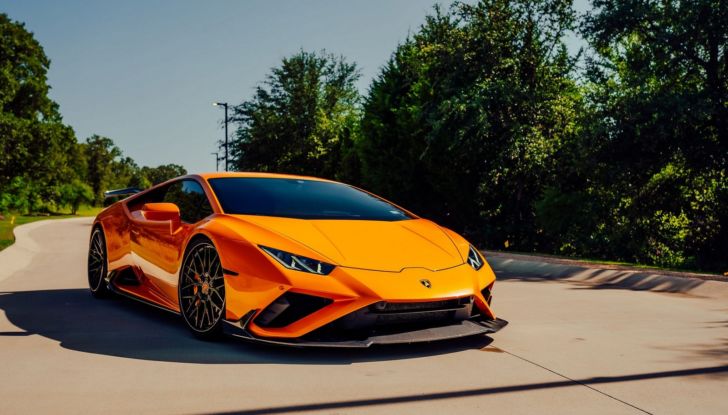 Ecco come rendere simile una Lamborghini Huracán Evo alla STO da pista! - Foto 2 di 15