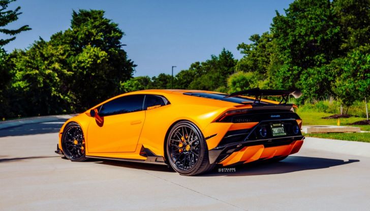 Ecco come rendere simile una Lamborghini Huracán Evo alla STO da pista! - Foto 7 di 15