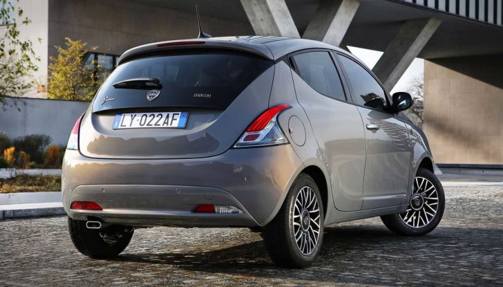 Lancia Ypsilon: la versione Alberta Ferretti parte da 13.950 Euro - Foto 5 di 6