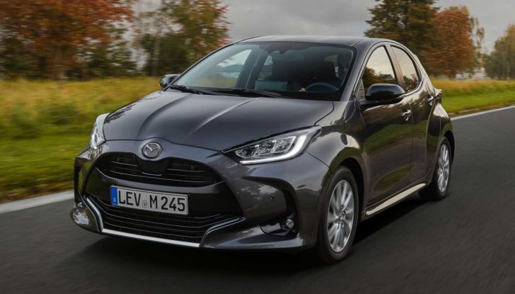 Mazda2 2022: la prova su strada del Full Hybrid da 116 cavalli - Foto 3 di 20