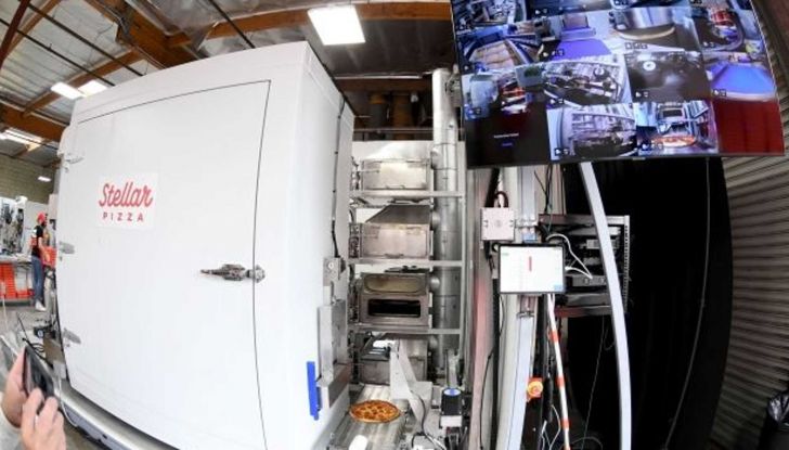Dai missili alla cucina: tre ingegneri ex-SpaceX danno vita a Stellar Pizza! - Foto 1 di 5