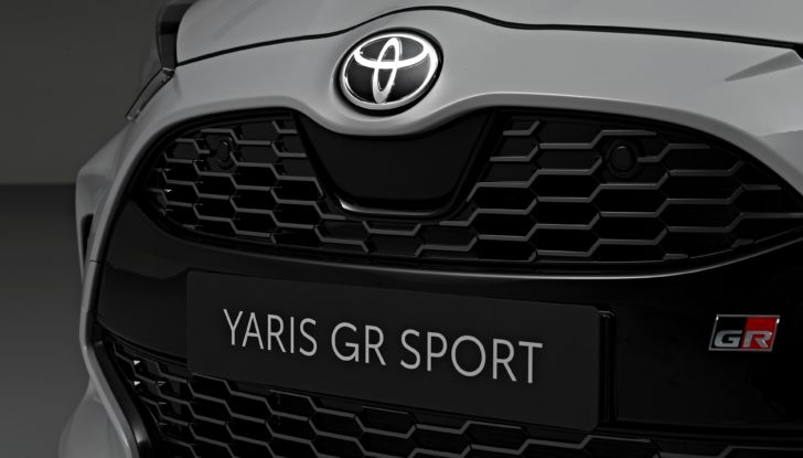 Novità Toyota 2022: il futuro è sportivo (GR86) e a idrogeno (GR Yaris H2) - Foto 30 di 46