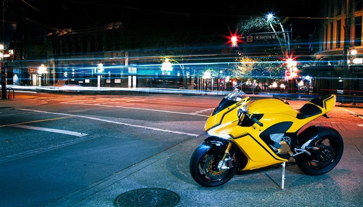Damon Hypersport: la moto elettrica da record prova a conquistare l’Europa - Foto 2 di 14