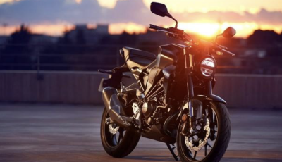 Honda CB300R MY 2022: la cafè racer dall’animo sportivo