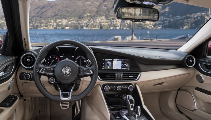 Alfa Romeo Giulia e Stelvio: cinque allestimenti per la gamma 2022 - Foto 8 di 8