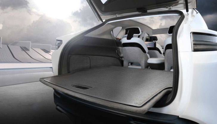 Chrysler Airflow Concept: il prototipo elettrico della ripartenza (in arrivo nel 2025) - Foto 10 di 16