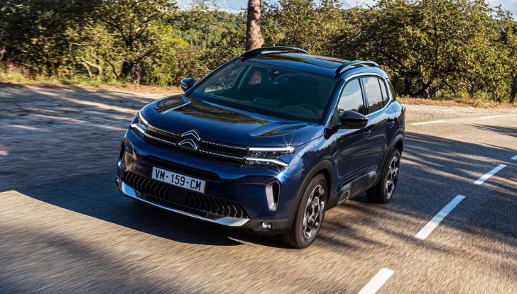 Citroën C5 Aircross 2022: il restyling arriva a giugno da 28.700 Euro - Foto 6 di 11