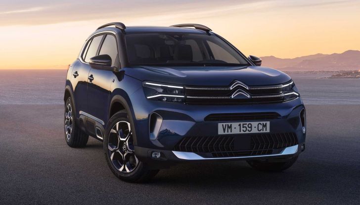 Citroën C5 Aircross 2022: il restyling arriva a giugno da 28.700 Euro - Foto 1 di 11