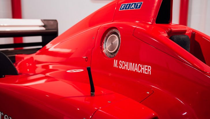 L’asta dei sogni: in vendita a Parigi la Ferrari F310 di Schumacher - Foto 12 di 13