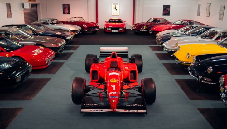 L’asta dei sogni: in vendita a Parigi la Ferrari F310 di Schumacher - Foto 2 di 13