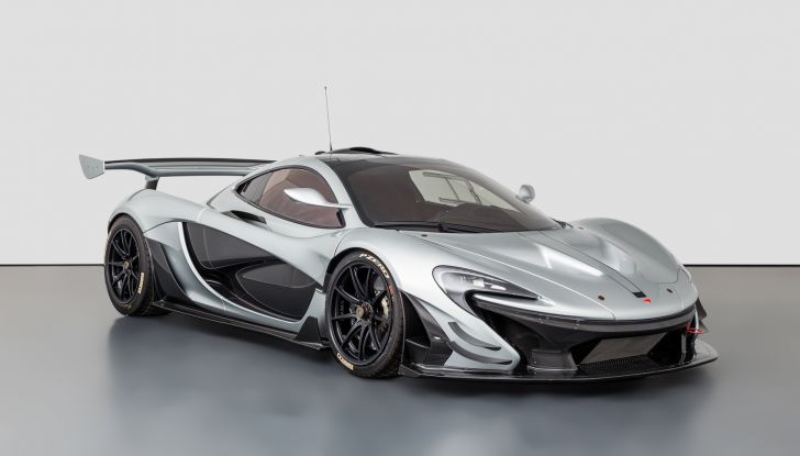 Il regalo più bello per un pilota? Una McLaren P1 GTR da usare in pista! - Foto 10 di 23