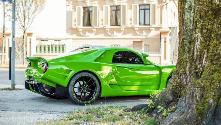 Sly Garage Anomalya: la supercar toscana debutta al Festival di Sanremo - Foto 12 di 13