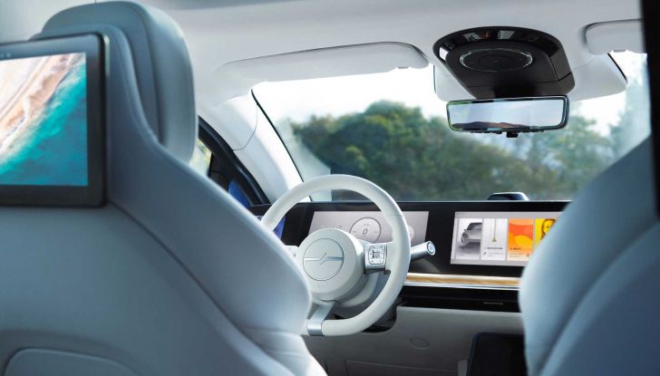 Sony Vision-S 02: la berlina elettrica diventa un SUV a sette posti - Foto 12 di 14