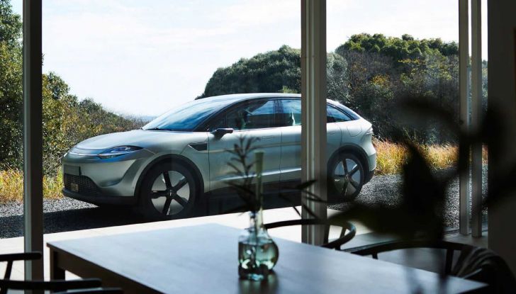 Sony Vision-S 02: la berlina elettrica diventa un SUV a sette posti - Foto 9 di 14