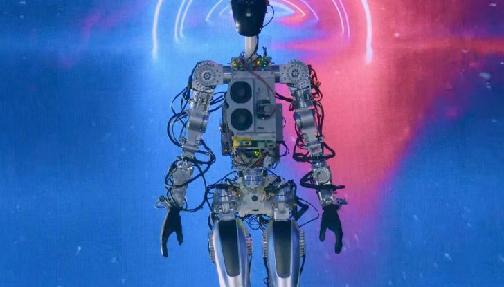 Tesla Optimus: Elon Musk presenta il primo prototipo di robot umanoide - Foto 1 di 11
