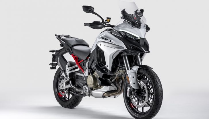 Ducati Multistrada V4: per il 2022 novità su colori, aggiornamenti elettronici e accessori - Foto 7 di 9