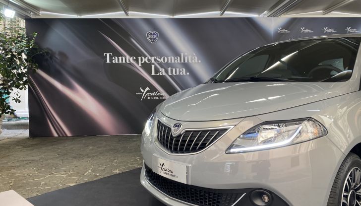 Nuova Lancia Ypsilon Alberta Ferretti, prezzi da 13.950€ - Foto 19 di 19