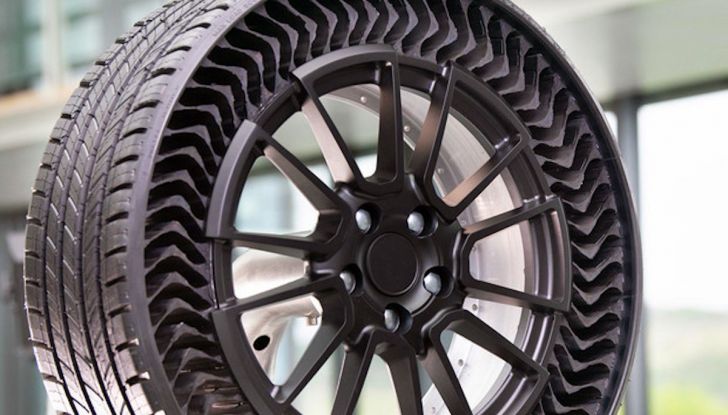 Michelin Uptis: il pneumatico senza aria arriva nel 2024 - Foto 7 di 8