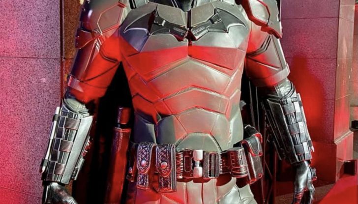 Nissan Micra Kiiro: Batman rende speciale anche la piccola citycar giapponese - Foto 17 di 17