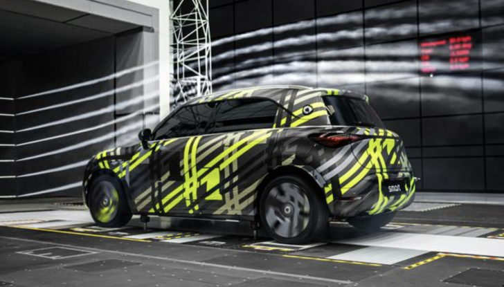 Si chiama #1 il primo SUV 100% elettrico di Smart - Foto 4 di 11