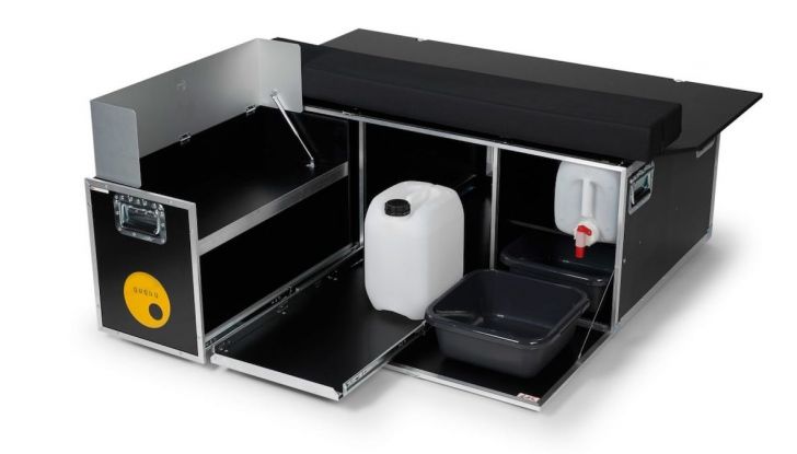 Volkswagen: arrivano i kit per trasformare Caddy, California e Caravelle in una casa ambulante - Foto 3 di 7