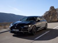 DS9 E-Tense 2022: al debutto le versioni sportive 250 e 4×4 360