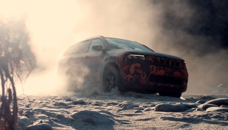 Jeep Meridian SUV teaser 2022