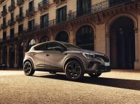 Renault Captur Rive Gauche: la serie limitata in Glossy Black da 29.050 Euro