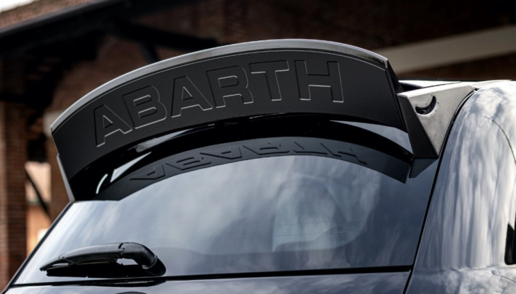 Meglio la palestra o la guida in pista per essere felici? Dipende… - Foto 11 di 16