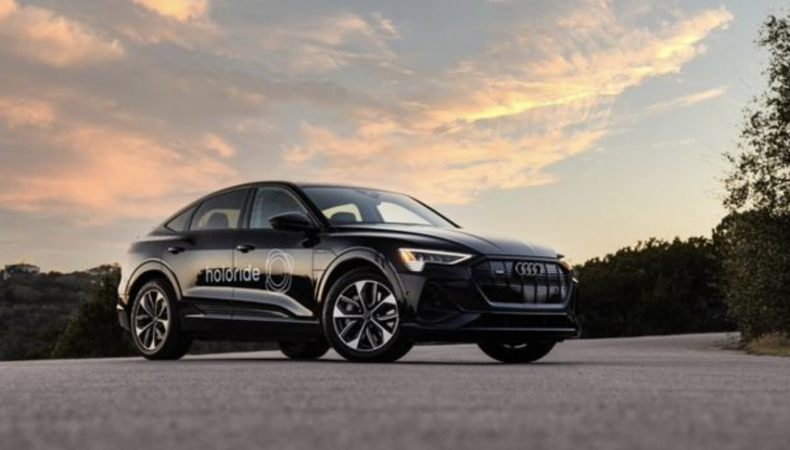 La realtà virtuale sale a bordo di Audi con la tecnologia Holoride - Foto 8 di 10