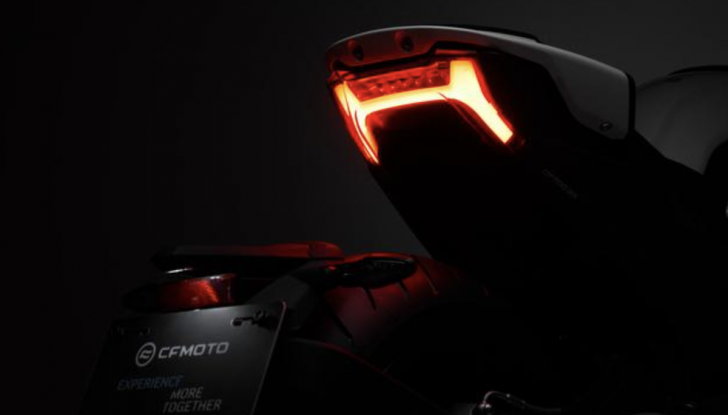 CF Moto presenta la nuova 700CL-X Sport - Foto 1 di 14