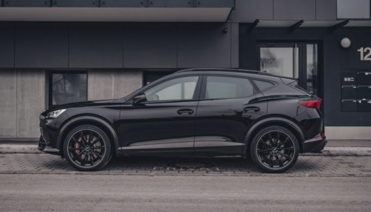 Cupra Formentor VZ5: il SUV coupé estremo firmato ABT - Foto 1 di 12