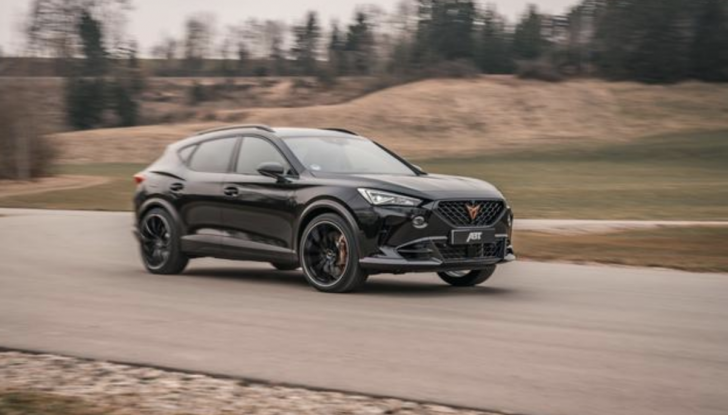 Cupra Formentor VZ5: il SUV coupé estremo firmato ABT - Foto 11 di 12