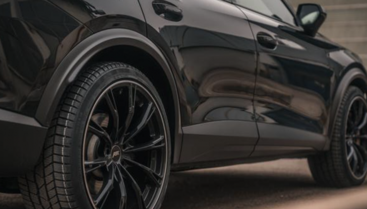 Cupra Formentor VZ5: il SUV coupé estremo firmato ABT - Foto 3 di 12