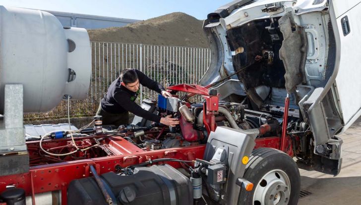 Etere dimetilico, il carburante sostitutivo del diesel per alimentare un Iveco Eurocargo - Foto 2 di 2