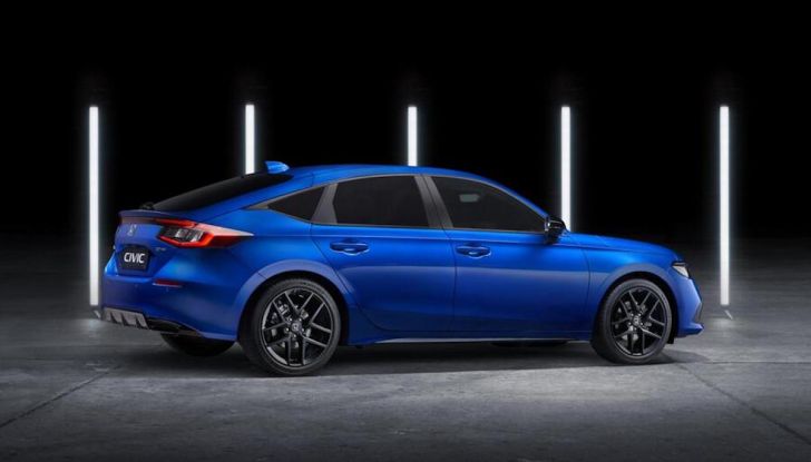 Honda Civic e:HEV: presentata la berlina giapponese full-hybrid - Foto 5 di 11