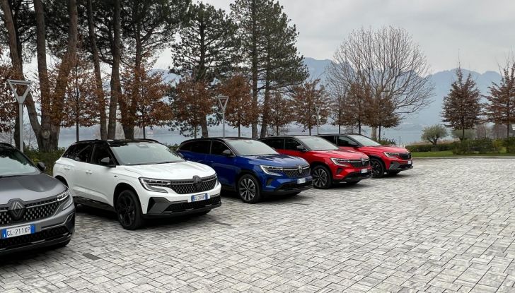 Renault Austral: Full Hybrid e mild-hybrid per l’Italia, da 32.000 Euro - Foto 1 di 21