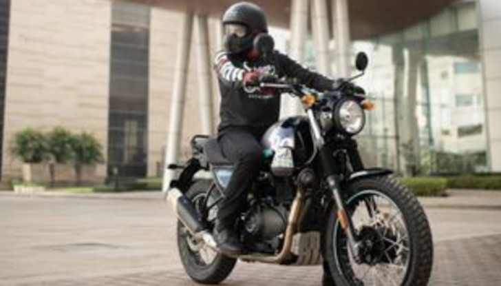 Royal Enfield presenta l’adventure crossover Scram 411 - Foto 6 di 16