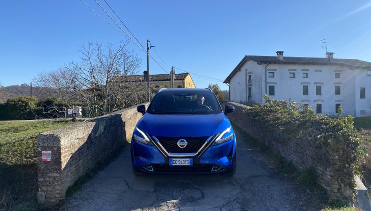 Test Drive Nissan Qashqai 2022: provato su strada il SUV giapponese - Foto 10 di 18