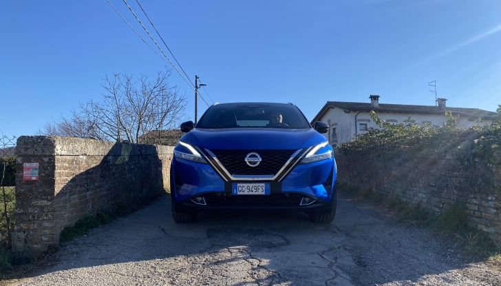 Test Drive Nissan Qashqai 2022: provato su strada il SUV giapponese - Foto 11 di 18