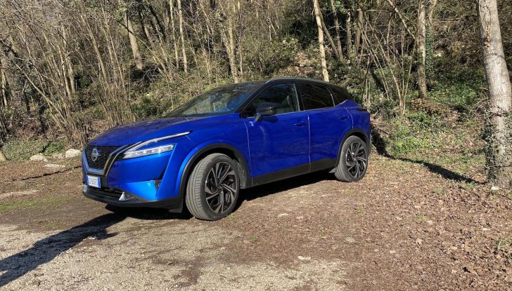 Test Drive Nissan Qashqai 2022: provato su strada il SUV giapponese - Foto 12 di 18