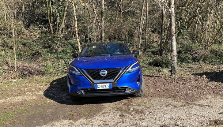 Test Drive Nissan Qashqai 2022: provato su strada il SUV giapponese - Foto 13 di 18