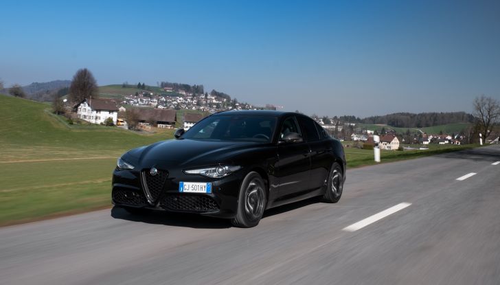 Alfa Romeo Giulia e Stelvio Estrema: la Quadrifoglio diventa una versione speciale - Foto 4 di 13
