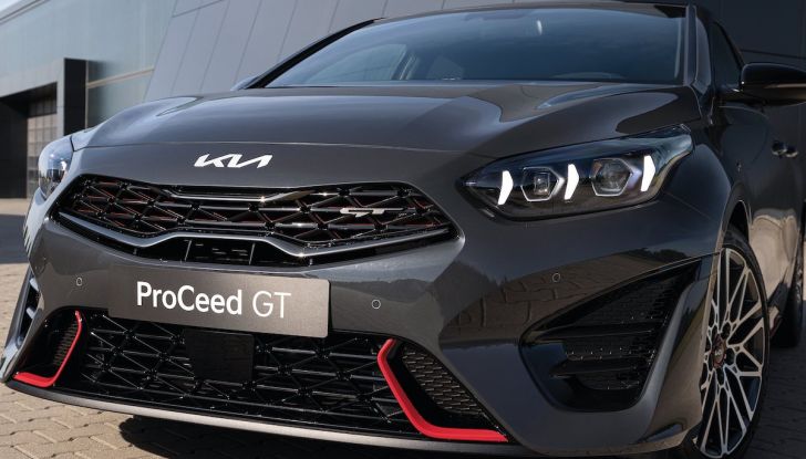 Auto più rumorose al mondo: la classifica delle prime 5 - Foto 12 di 13