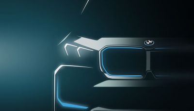 BMW iX1: pubblicato il primo teaser del SUV elettrico